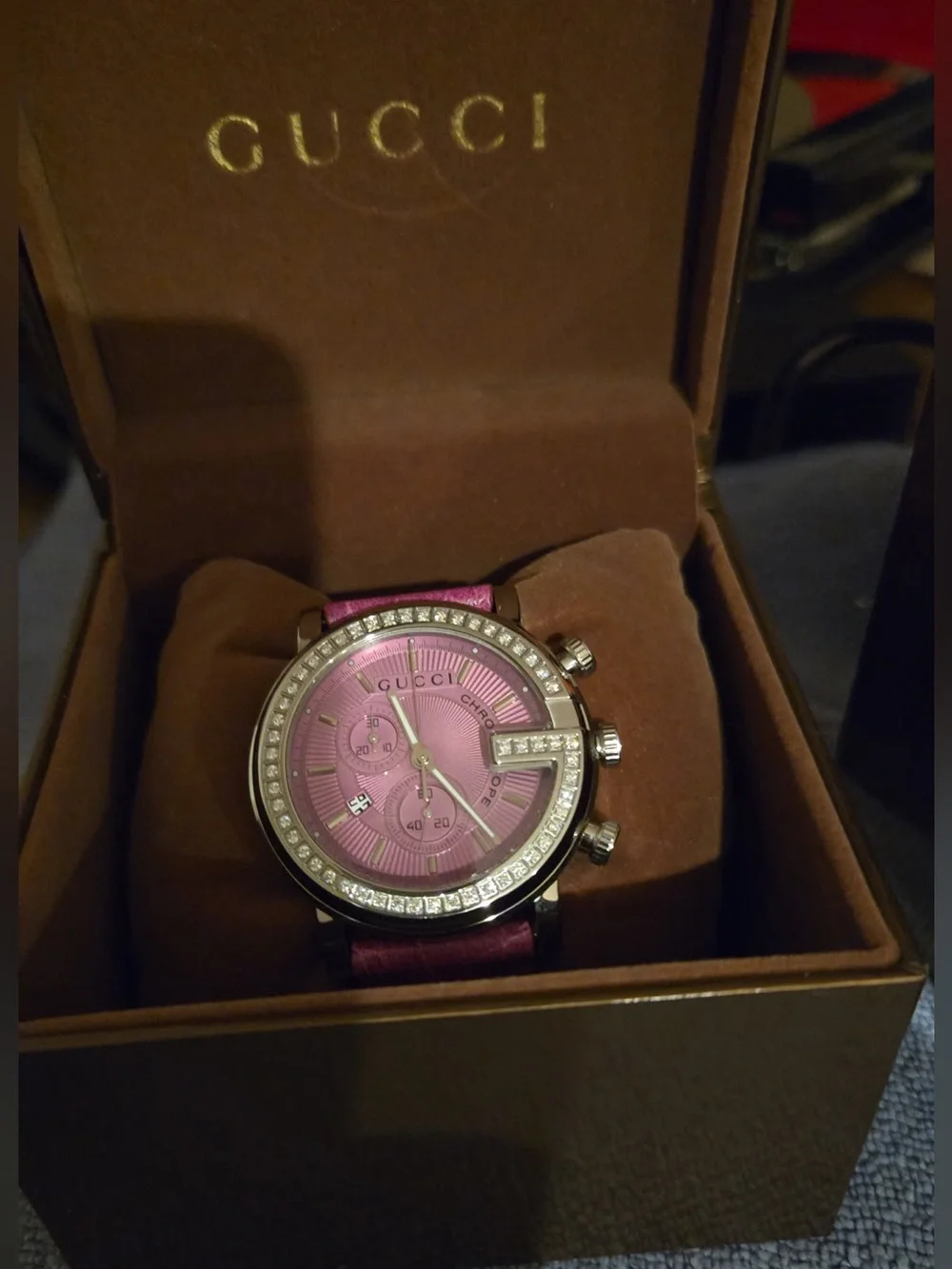 Gucci 2cttw Diamond Bezel Pink Crocodile Genuine Leather-Strap Chronograph